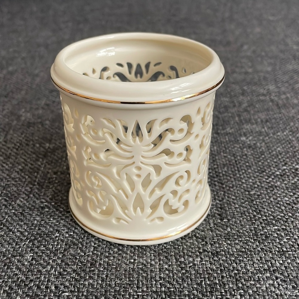 Lenox Illuminations Collection 2" Pierced Votive Candleholder. Discontinued. - Picture 2 of 5